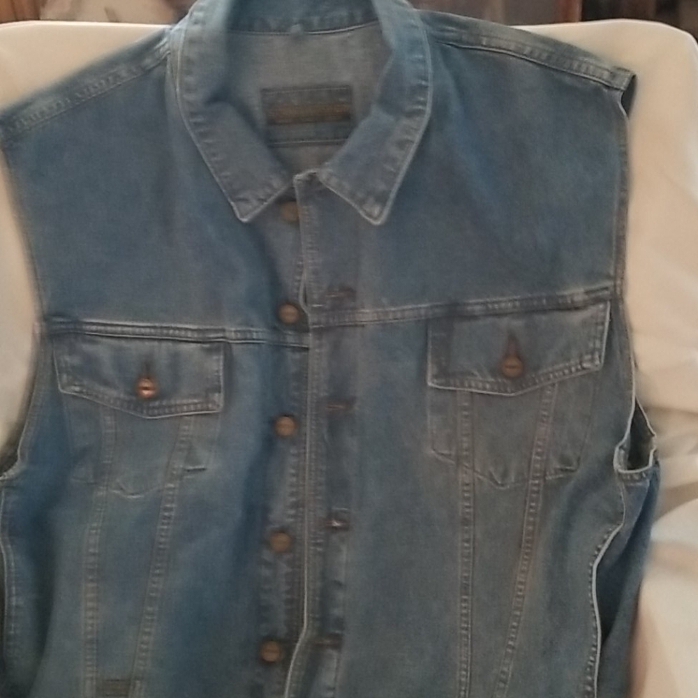 Girbaud Vest